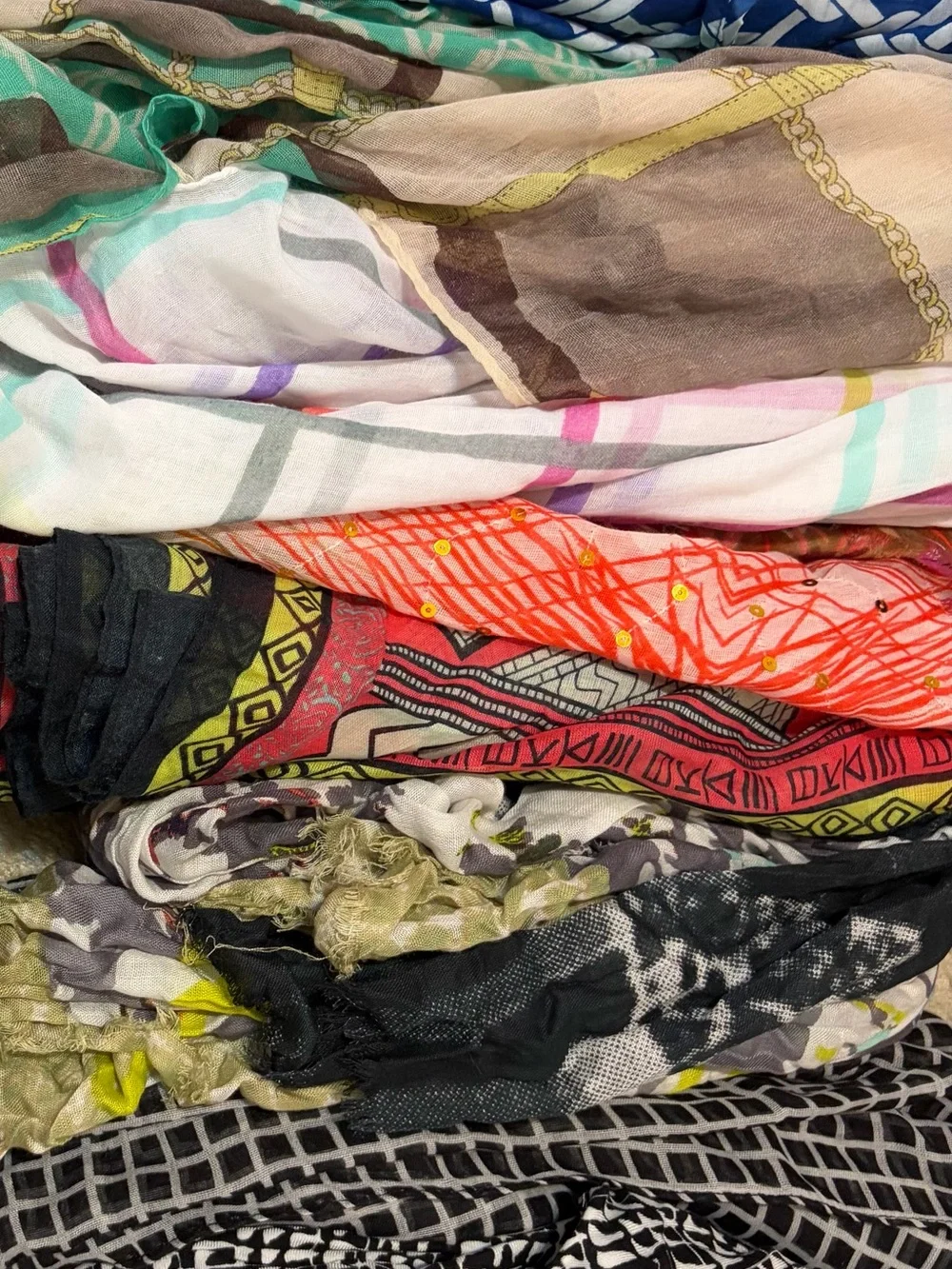 N/A scarf bundle